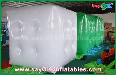 De reclame van Witte Groene Opblaasbare Ballon/de Ballon van het Kubushelium met Embleemdruk