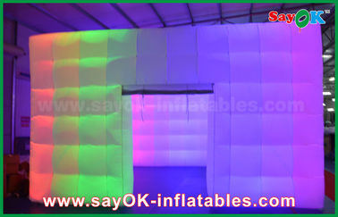 3 Kubus 5x5m van de mensen kan Opblaasbare Tent van de de Doek Opblaasbare Lucht van Oxford de Tentnachtclub met Kleurrijk Licht Logo Print doen