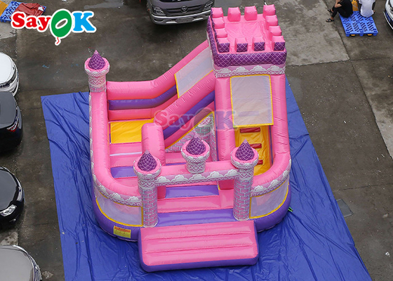 De roze Meisjes die van Prinsesinflatable castle slide Opblaasbaar Spronghuis voor Pretpark spelen