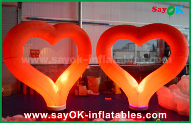 Romantische Rode Nylon Opblaasbare het Hartvorm van de Verlichtingsdecoratie voor Huwelijk