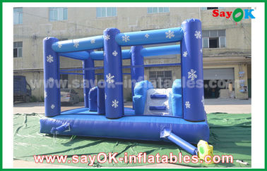 Indoor opblaasbare glijbaan op maat van 0,55 mm PVC-doek opblaasbare springkasteel bevroren obstakelbaan voor kinderen