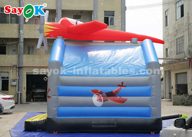 Opblaasbare uitschuiver glijbanen 0,4 mm PVC-doek opblaasbare sprong en glijbanen uitschuiver met vliegtuig voor kinderen