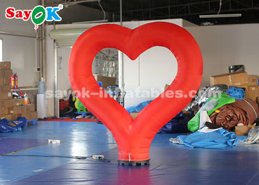 190T nylon Opblaasbare de Verlichtingsdecoratie van het Doek Rode Hart voor de Dag van Valentine