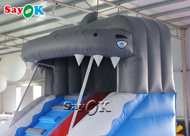 Opblaasbare kinderglijbaan op maat Blauwe haai Opblaasbare glijbaan met zwembad
