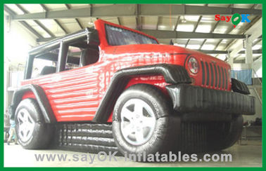 De fabrieksafzet die Opblaasbare Auto Modelinflatable car model voor Auto adverteren toont