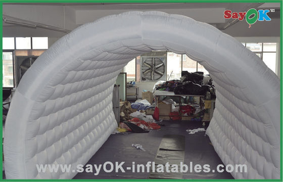 Opblaasbare tuin tent witte opblaasbare evenement lucht tent, aangepaste opblaasbare tunnel Outwell lucht tent
