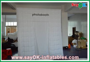De opblaasbare Bijlage die van de Fotocabine Vierkante Opblaasbare Photobooth adverteren Één Deur met de Doek van Oxford