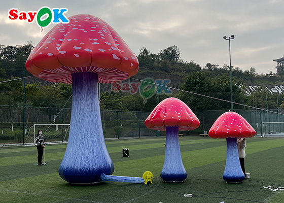De reuze Opblaasbare Slag van Paddestoel Modelplant for wonderland - schiet omhoog met Bloem als paddestoelen uit de grond