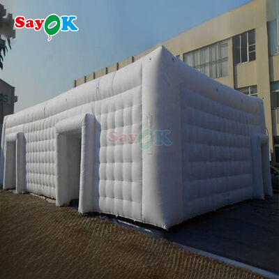 Sayok Guangzhou Op Maat Gemaakte Gigantische Witte Kubus Opblaasbare Tent voor Buitenevenement Bruiloft 200 Personen